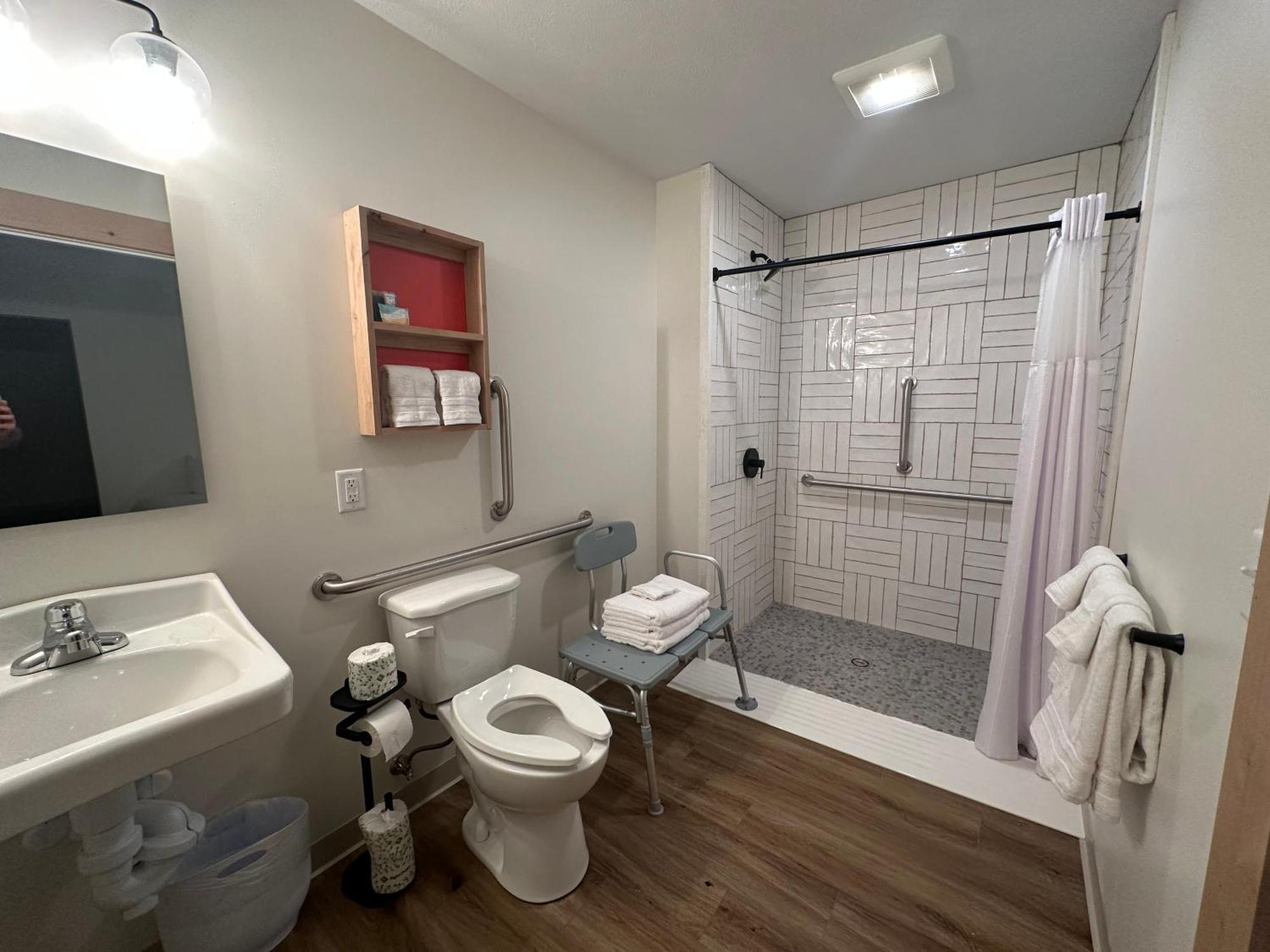 Explorer Rest & Recreation Сандаски Номер фото
